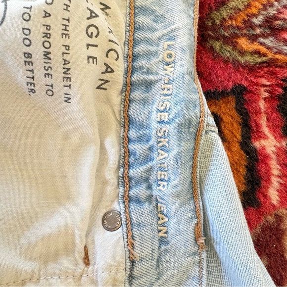 American Eagle Outfitters the low rise skater Light Blue Wide Leg Jeans size 14 - Picture 6 of 12